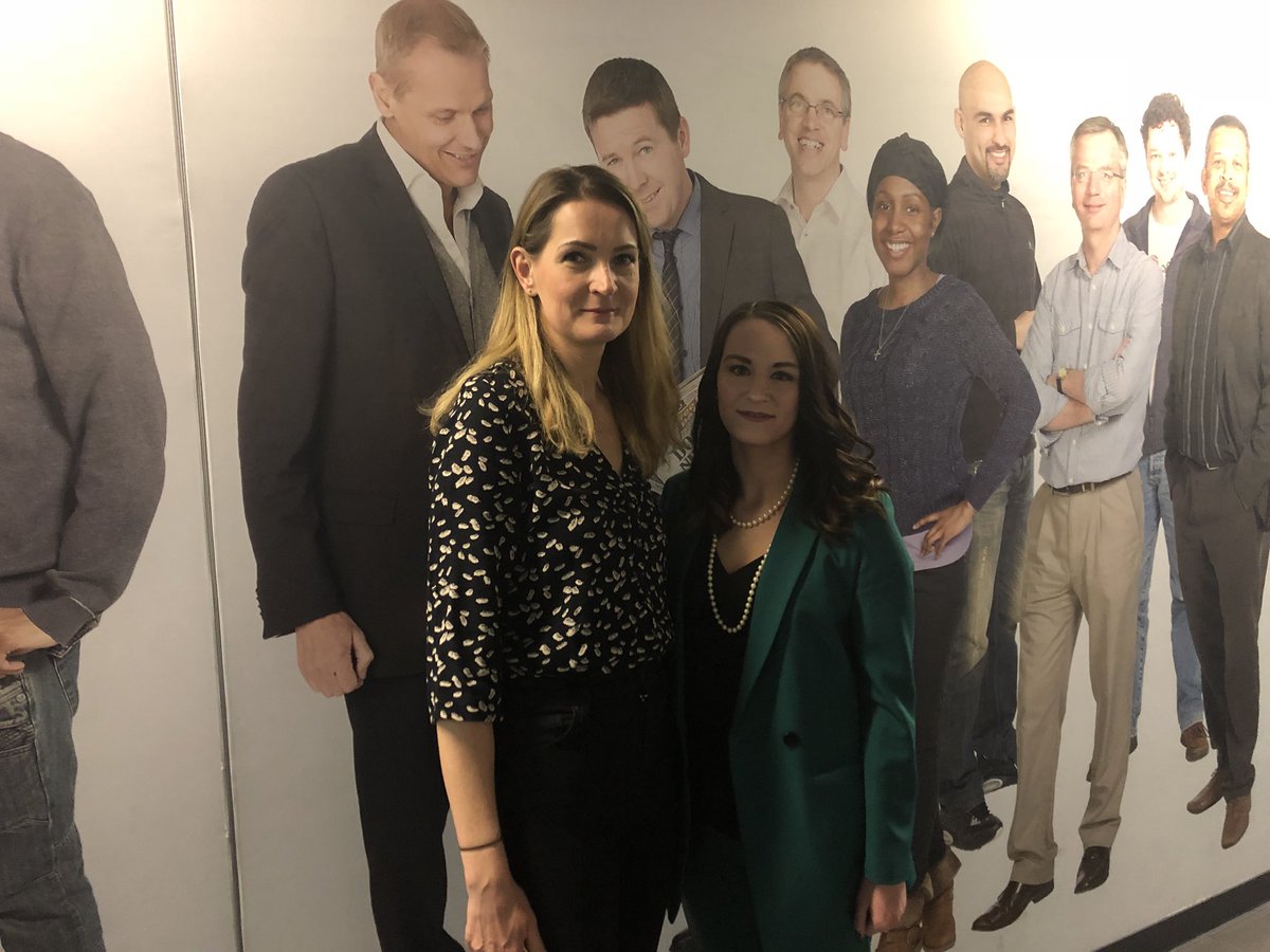 vulgarlyshy's tweet photo. ❤️❤️❤️ about to go on tv with the ever so inspirational @SophieRunning #doilookautisticyet https://t.co/QV3LWB06hO