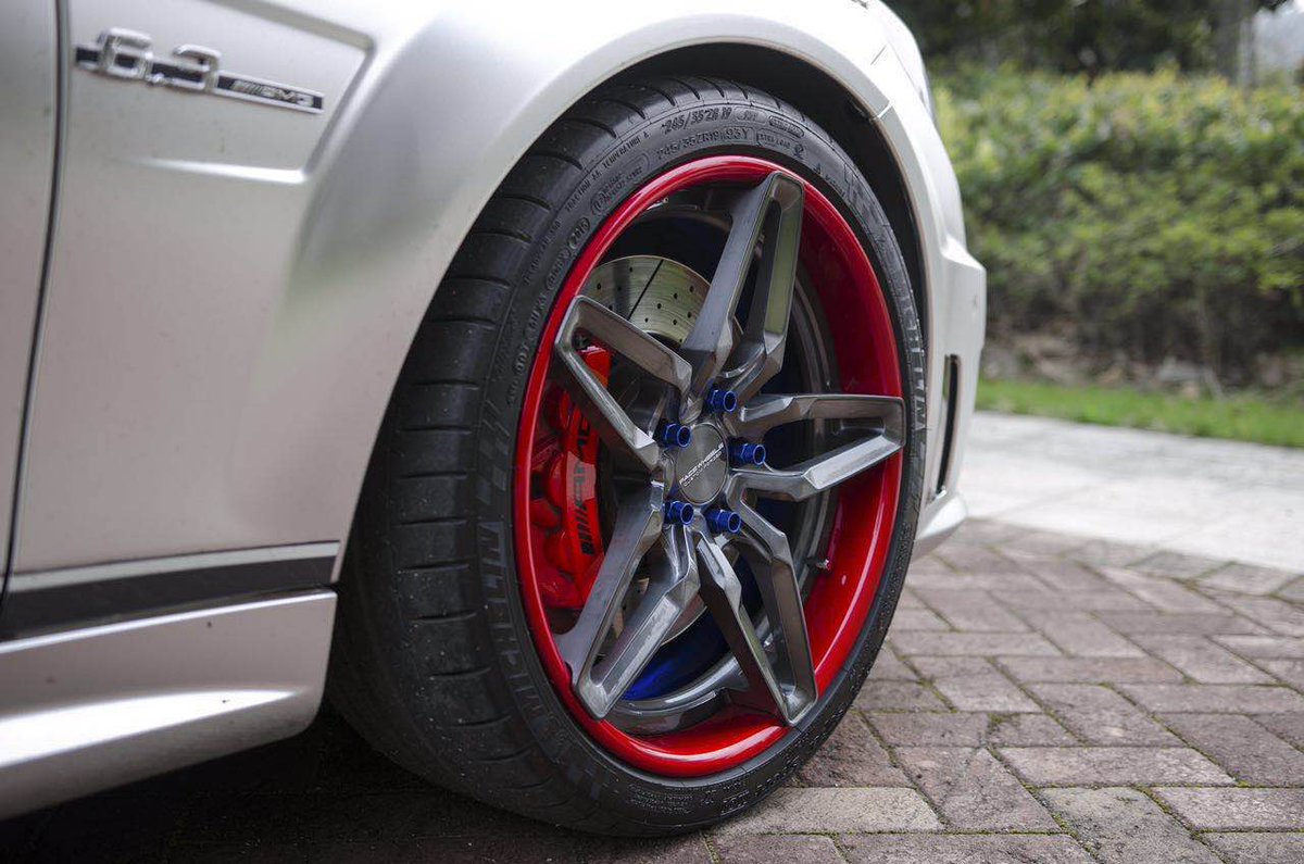 guxinxin's tweet photo. FW304 forged wheels on Mercedes-Benz C63 AMG๐๐
https://t.co/sY98zWjSEt
heidigu@facewheels.com
#facewheels #3piece #forgedwheels #forged #rim #Mercedes #Benz #C63 #AMG #facewheelsdesign #multipiece #performance #tuning #wheel #rim #design #BamBamBlackcard #TuesdayMotivation https://t.co/c3BGnVh1vX
