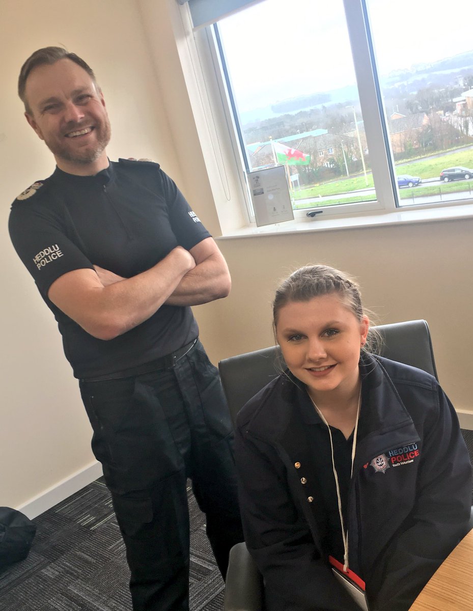 swpolice's tweet photo. We have a new Chief Constable...for the day. 👋🏼
 
One of our Police Youth Volunteers, Brody, is shadowing @CCMattJukes today - we will let you know how she gets on. 👮🏼‍♀️👮🏻‍♂️

#meetmatt https://t.co/GZSJU6wTP2