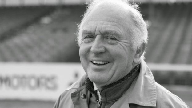 We would like to remind those who cannot attend today's Service of Thanksgiving in memory of Mike Tucker that it will be streamed from 3pm on facebook.com/MikeTuckerMemo…