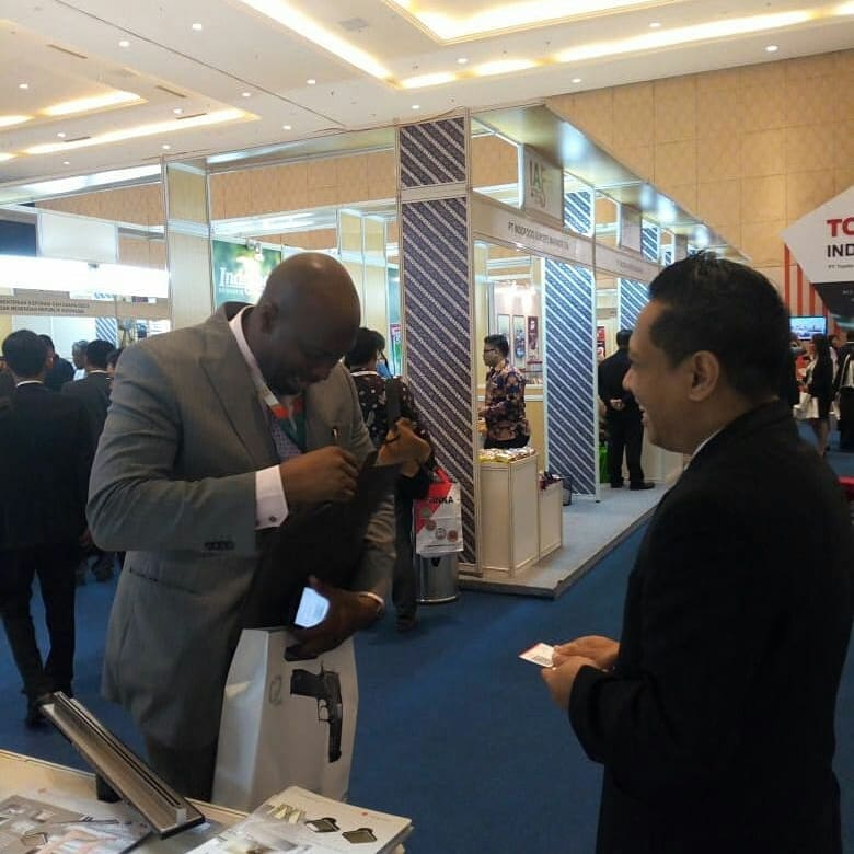 goldmine_global's tweet photo. Our CEO @mrgoldmineglobal at the world exhibition at the Indonesian-African Forum 2018. #IAFBali2018
#indonesiaafrica
#Repost @sanwell.austindo
โข โข โข
#IAFBali2018 #Smartdrain https://t.co/fG2TPXdysl