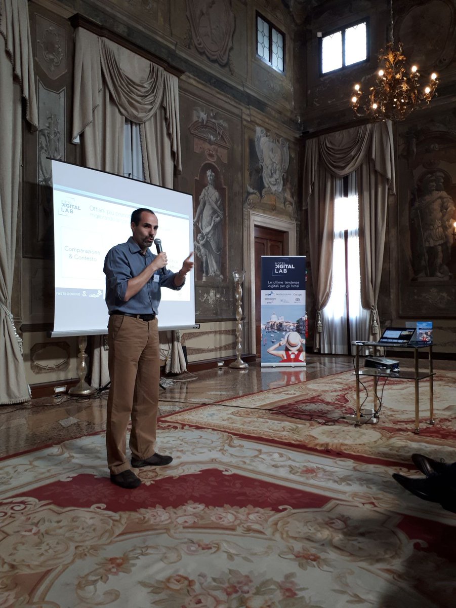 "Usa il contesto da varie fonti e personalizzazioni in tempo reale per convincere il cliente che è venuto nell'hotel giusto!" <a href="/thehotelsnet/">The Hotels Network</a> al #HotelDigitalLab #Venezia #HDL