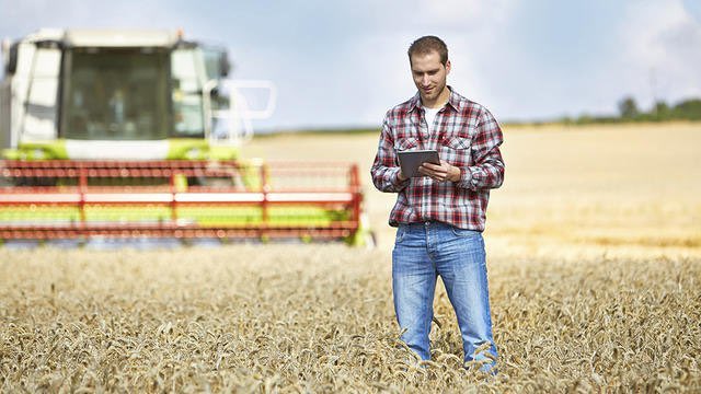 Fermes_LEADER's tweet photo. 👉81 % des #agriculteurs utilisent Internet au moins une fois par jour dans le cadre de leur activité
Comment l’#agriculture se met à l’ère connectée

https://t.co/NKthkYrzQl https://t.co/7YkzhFziq2