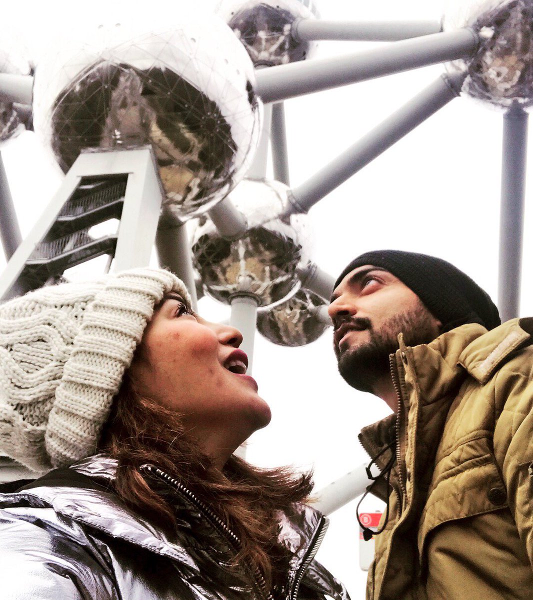 BelgiuminIndia's tweet photo. The @atomium turns 60!🎈🎉 Last year, the Indian National Flag 🇮🇳 was flown atop the #Atomium in #Brussels to mark the 70 years of 🇧🇪Belgium-India relations and the State Visit of Their Majesties to #India. Recently, actors from Ramayan series were also seen at Atomium. 😎 https://t.co/OsJTDPa5kQ