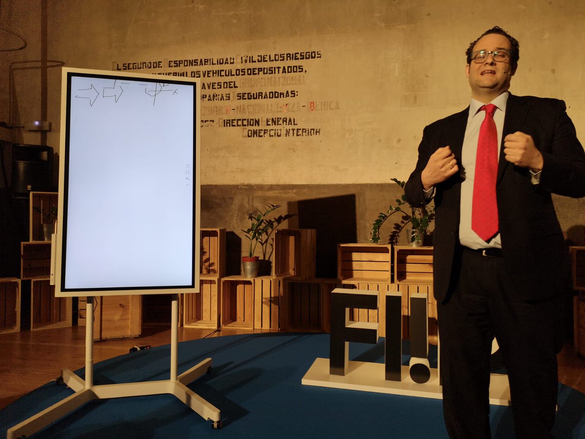 Giz_Tab's tweet photo. #SamsungFlip es la pizarra interactiva de 55 pulgadas que @SamsungEspana propone como alternativa al power point! Cero excusas para dar rienda suelta a la creatividad y productividad en entornos colaborativos de trabajo https://t.co/IPa50woZGY