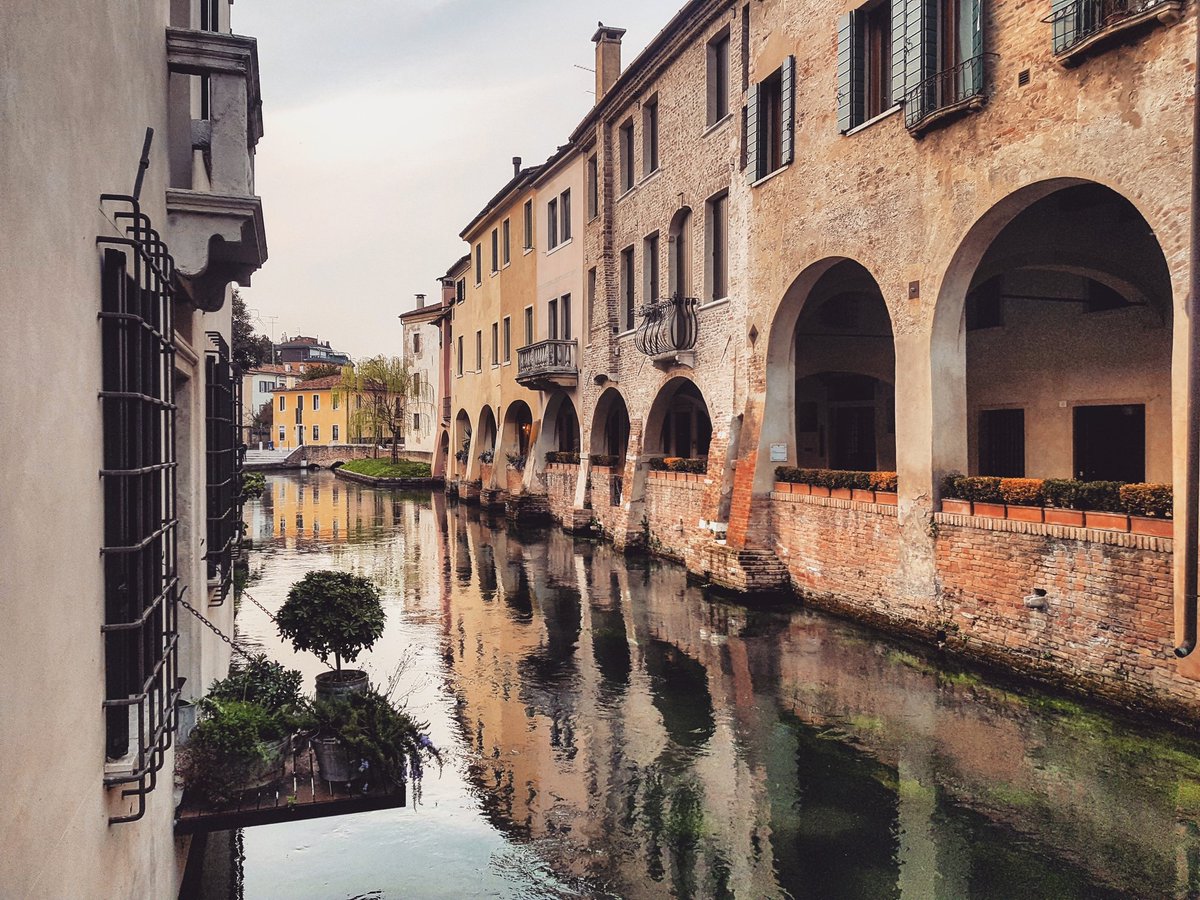 svitforyou's tweet photo. Wonderful canal views in #Treviso, #Italy on the Day 4 of my #ItalianBreak🇮🇹
_
#travel #travelblog #travelblogger #traveling #exploring
RT https://t.co/99f4xf1IgU