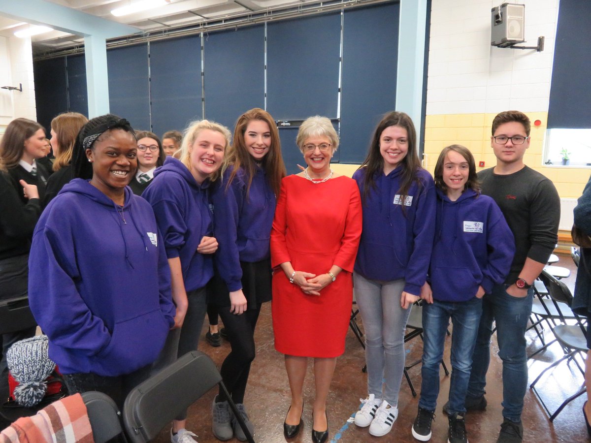 fingalcnn's tweet photo. Funding boost for @Fingalcoco Comhairle na nÓg. Minister Zappone provides €20k to support young people to express their views to FCC on policies that impact their lives #OurCouncilDay #fingal https://t.co/vx9GK9gTZW