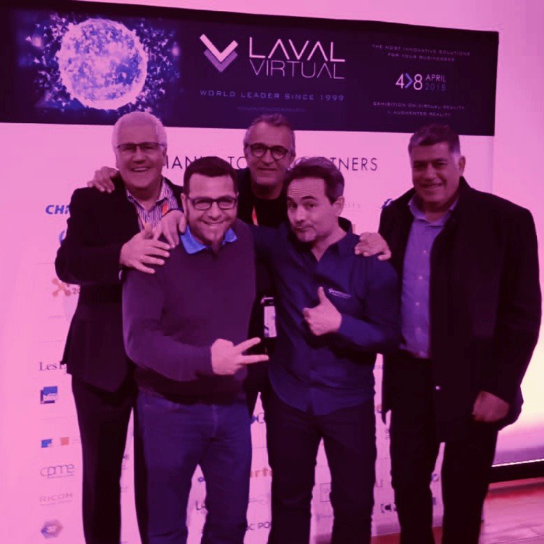 christophechart's tweet photo. #lavalvirtual 1999-2018 déjà la 20ème ! Et tjrs autant de plaisir à échanger autour de la #RealiteVirtuelle et à retrouver nos clients, partenaires et amis. 
Et un grand merci à mon équipe qui ne lâche rien 😉
#startupvintage #VR #RV #souvenirs 
cc @Immersion3D @lavalvirtual https://t.co/W8bSVEcuSX