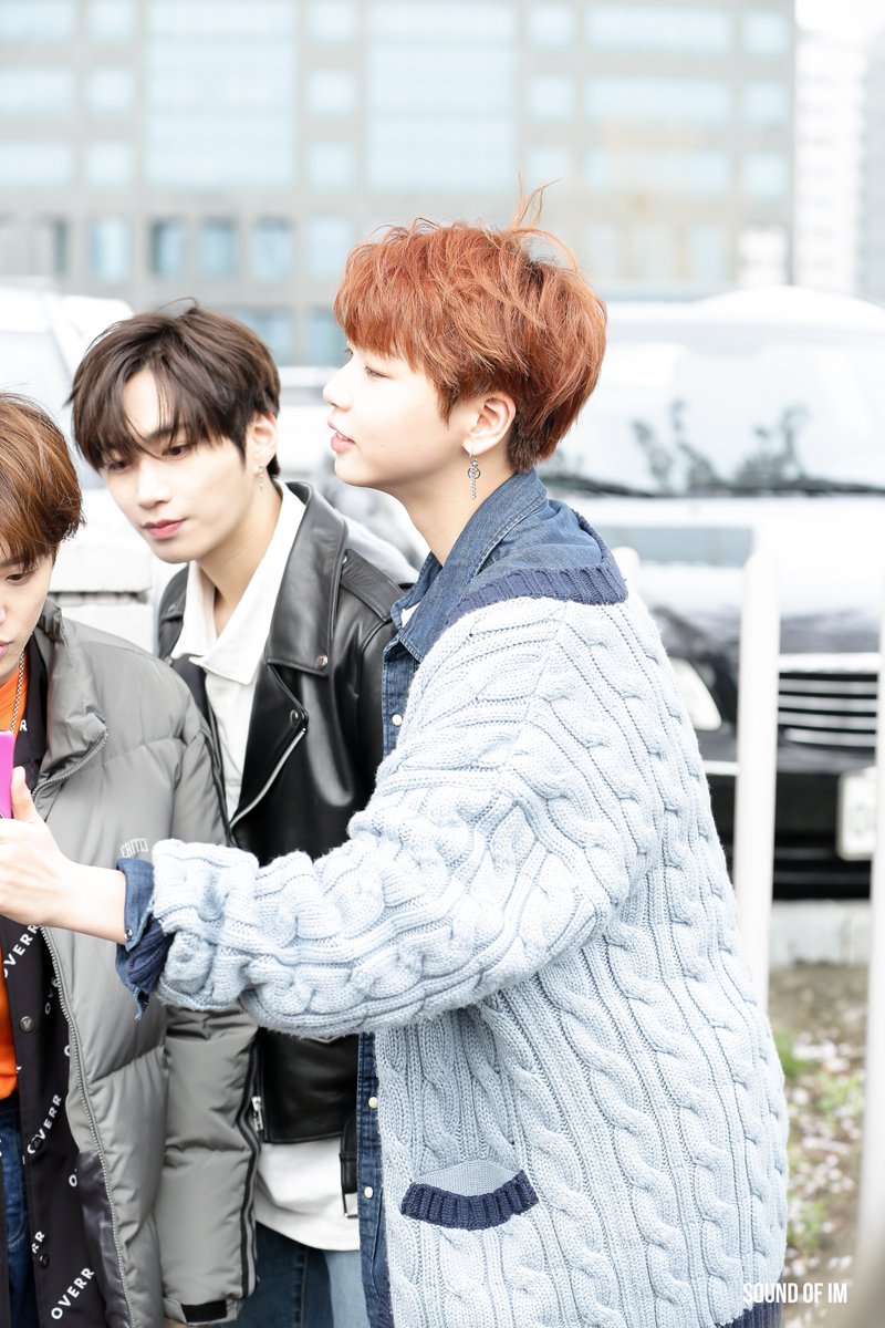 SOUNDOFIM's tweet image. 180406

널 지켜줄게
아름다운 모습 그대로
You’re my only one

#기중 #김기중 #대원 #필독 #오광석 #유앤비 #아이엠 #IM #UNB #KIJUNG #DAEWON #FEELDOG