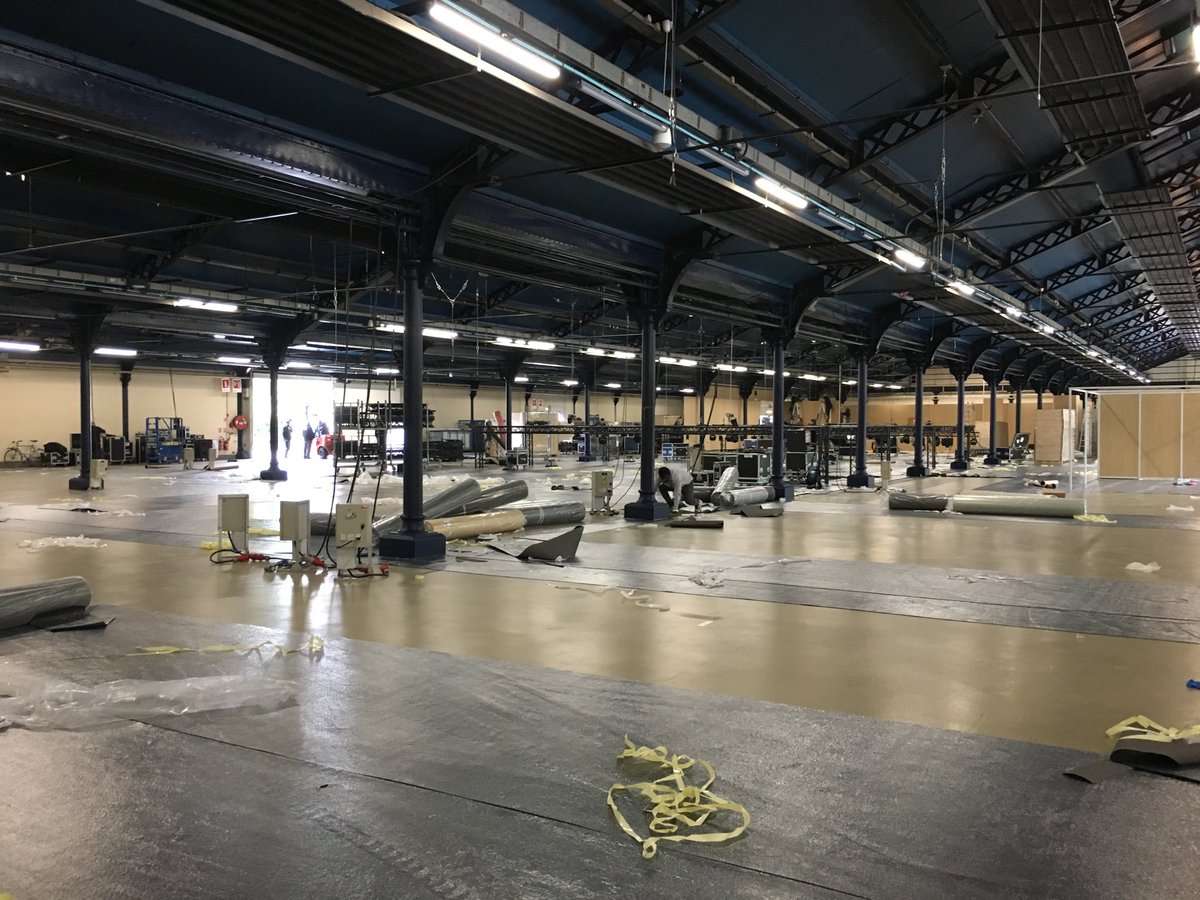 LiveandCo's tweet photo. Le montage du #DentalForum 2018 va démarrer sous peu au Parc floral de Vincennes, #Paris en faveur de nos clients #CAPnumerique et @nobelbiocare ! Plus d’infos très prochainement https://t.co/Lm0oaBiUaN