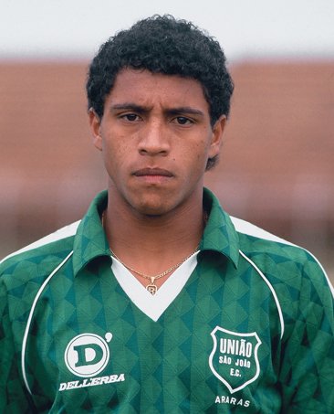  Happy Birthday Roberto Carlos 