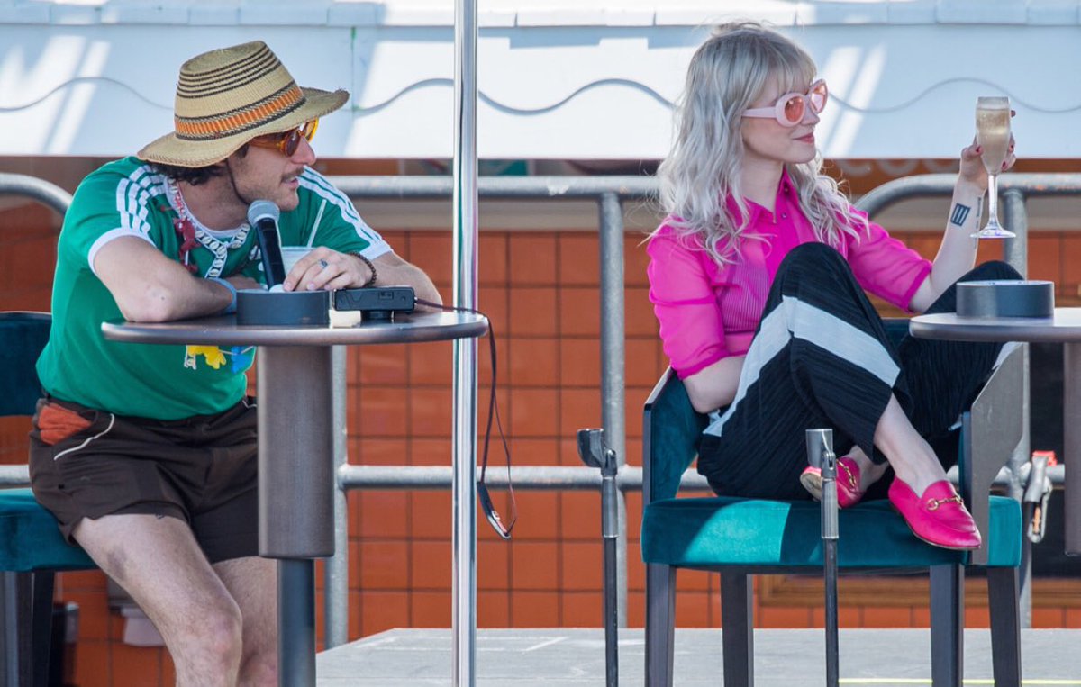 HayleyWOnline's tweet photo. new photos of @paramore during the q&amp;a on @PARAHOYcruise 🥂🎶💘🌴⚓️

📷: Michelle Wacker https://t.co/sxo6cd3cDb