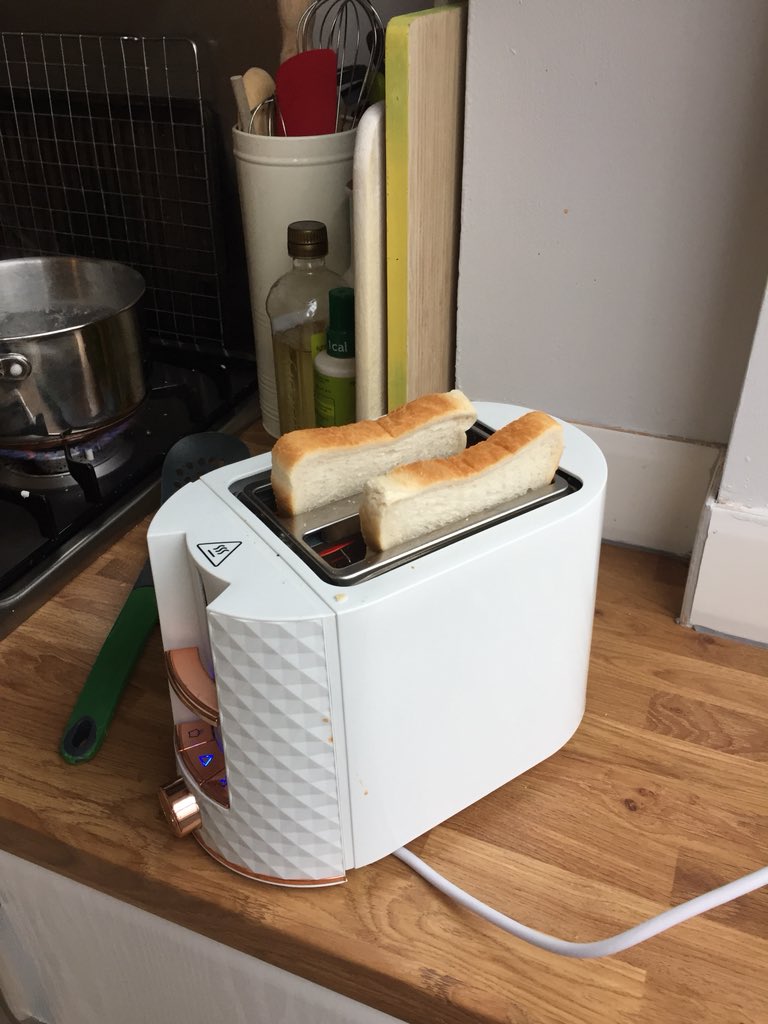 mattstarbuck's tweet photo. Amazing toaster design from @nextofficial. Cannot fit a standard slice of bread in it! Ideal for those who only like 2/3โs of their bread toasted! #toasterfail https://t.co/cPpcUIfI4g