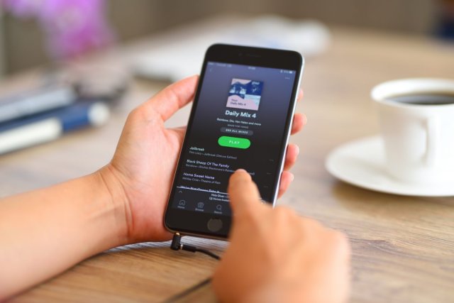 gedvis_g's tweet photo. AI-driven data could be the music industry’s best marketing instrument @IBMforMarketing #WatsonMarketing #WatsonMarketing https://t.co/bIXafCARTg https://t.co/ydy016IyOj