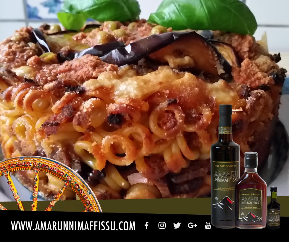 Unnimaffissu's tweet photo. #Sapori di Sicilia 
Tra le tante prelibatezze offerte dalla tradizionale cucina palermitana è impossibile non ricordare gli “Anelletti al Forno” o “Timballo di Anelletti”…una squisitezza!
Qualcuno di voi li ha assaggiati? #amaru #unnimaffissu https://t.co/uzAaUVT3Br