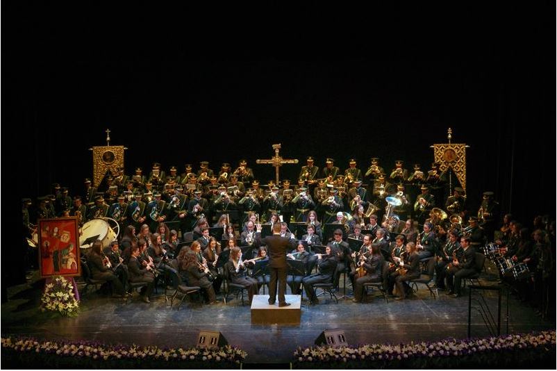 StaMVictoriaMLG's tweet photo. El próximo 26 de mayo @BM_veracruz acompañará con su música a Santa María de la Victoria en la Magna Procesión Victoria

📑https://t.co/6MEQgoGs5J https://t.co/0Te1ynAhwD
