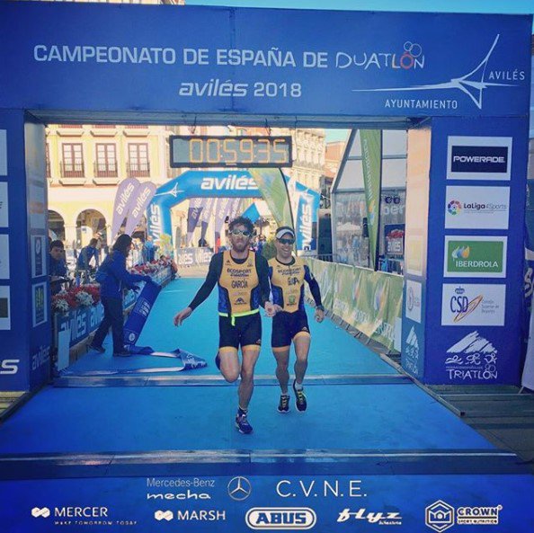 MobilityCentro's tweet photo. ¡Todo esfuerzo tiene su recompensa! Enhorabuena, Jota, por tu fuerza y tus ganas de superarte a ti mismo.  ¡Merecidísimo Campeón de España de paraduatlon 2018! #JotaBlindGame #YoSoyMecha https://t.co/pmBNS8FRIZ