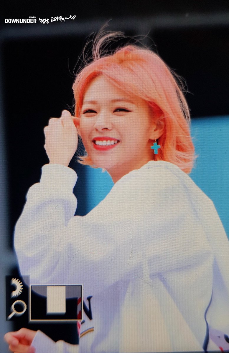 downunder_9's tweet photo. #정연 180410 Preview 

#TWICE #트와이스 #Jeongyeon #ジョンヨン https://t.co/VkK9KbP8BE