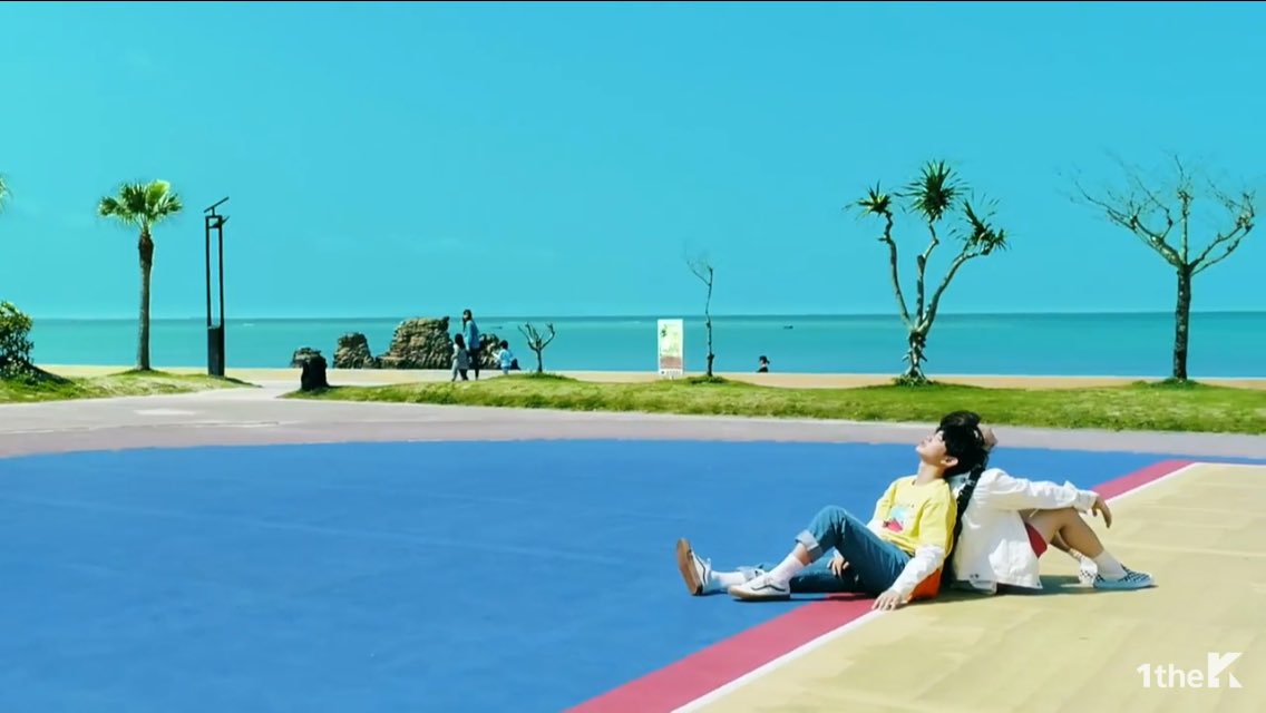 ongnionwoo's tweet image. Hyeongseop and Euiwoong really look good at love tint mv 💛
#HyeongseopXEuiwoong #LoveTint