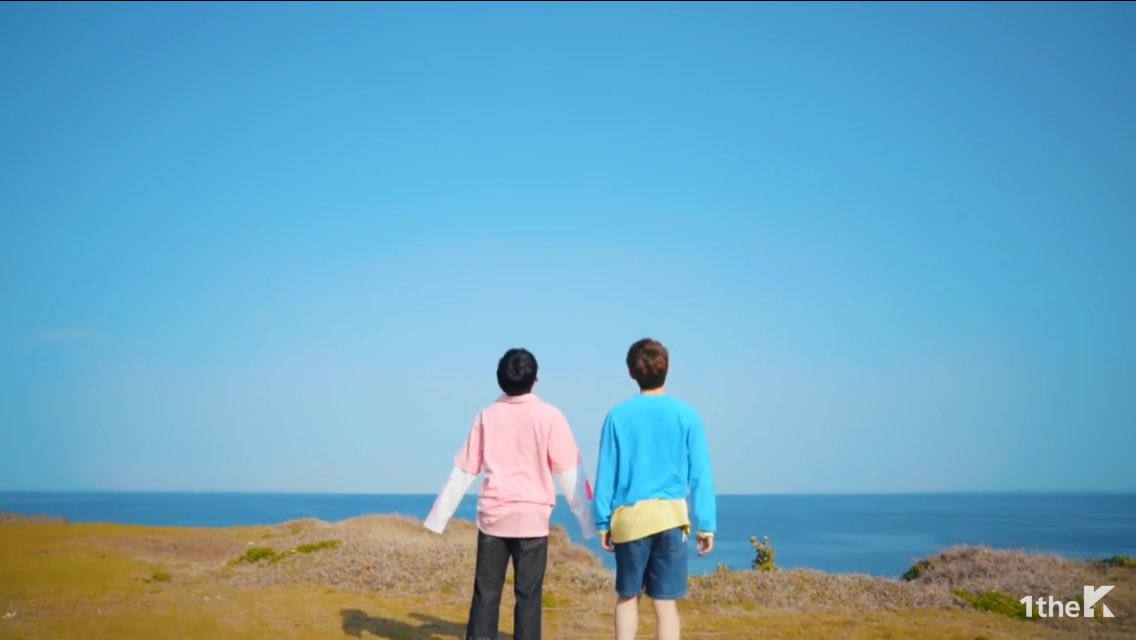 ongnionwoo's tweet image. Hyeongseop and Euiwoong really look good at love tint mv 💛
#HyeongseopXEuiwoong #LoveTint