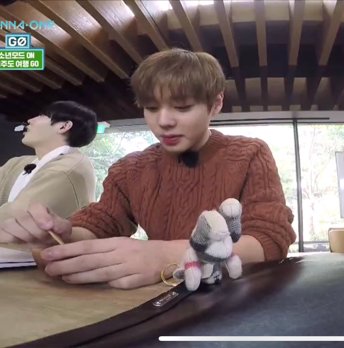 burberry thomas bear charm