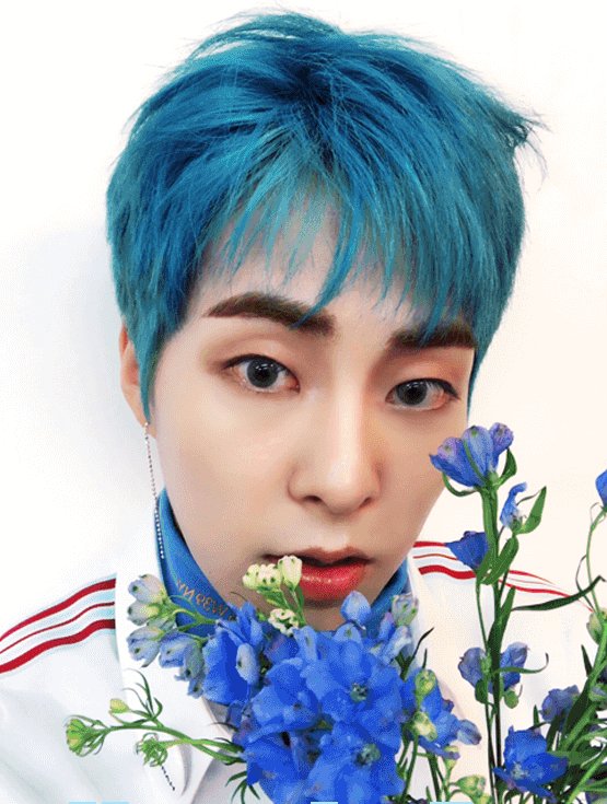 EXOGlobal's tweet photo. [OFFICIAL] 180410 EXO-CBX Melon Special Event: Special Photo 

#CBX_BloomingDays @weareoneEXO https://t.co/aIPC2Ia0fT