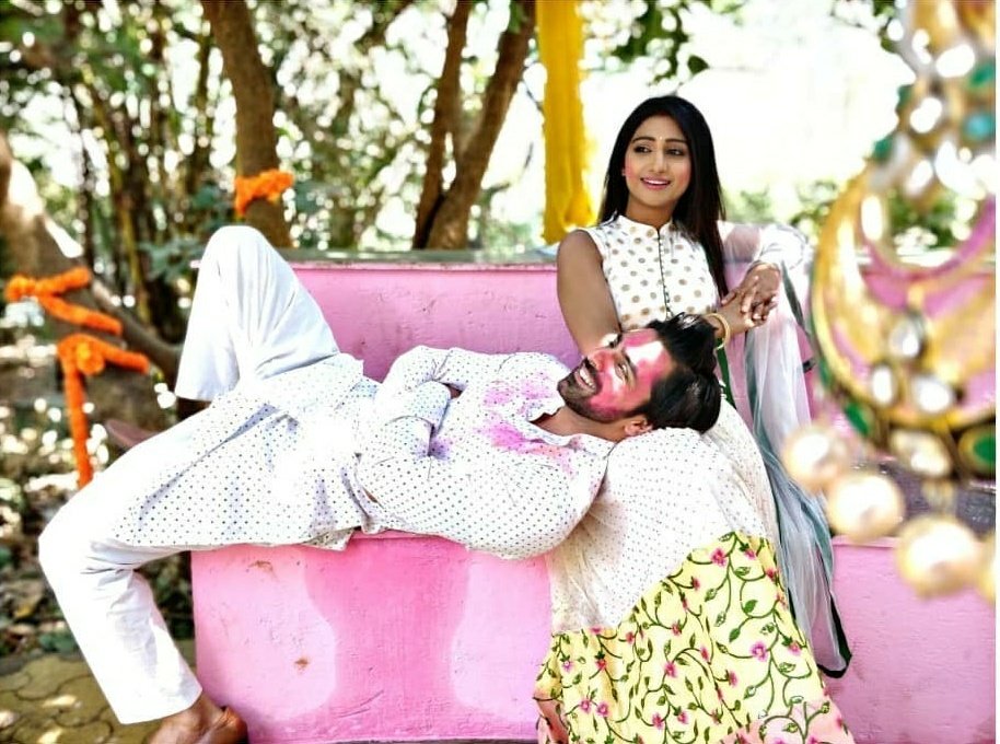 MohenaSinghWeb's tweet photo. Friends. 😊❤ @SinghMohena @gaurav_wadhwa ❤
#repost @SinghMohena
When you find the right kinda friends.... you also find a way to keep them.
#morav #buddies https://t.co/o1vdQrMqXm