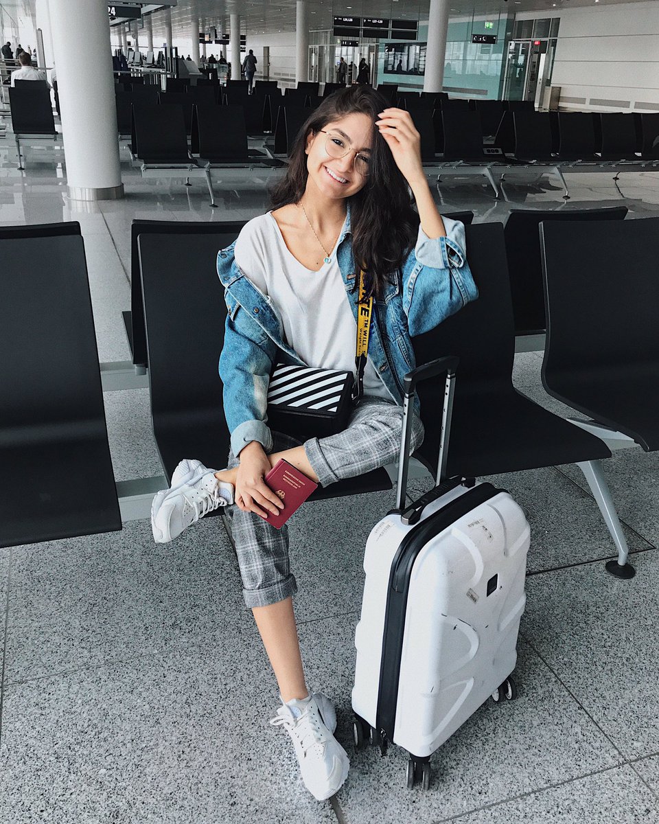 Für mich gehts jetzt nach LA ✈️🌞🌴🌊😍 bis dann 👋🏻