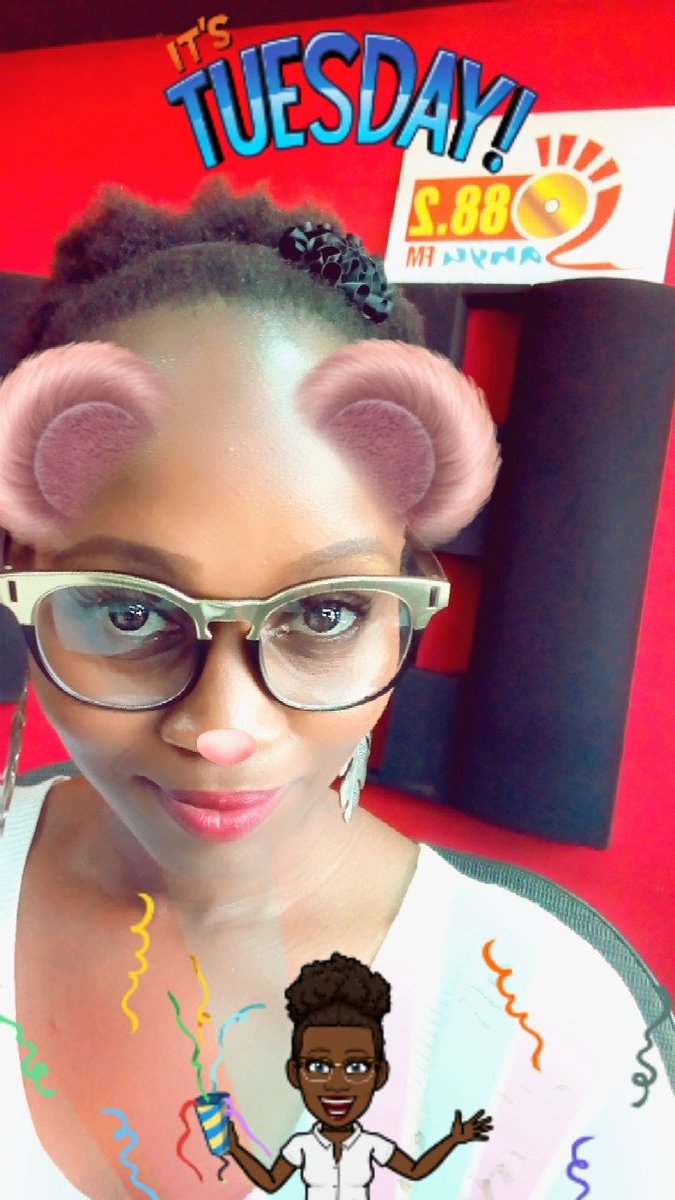 882SanyuFM's tweet photo. Anything goes this #HazyTuesday on request hour with @jokatabs!
Send in your requests ASAP using the #AllRequestLunchHour hashtag. https://t.co/FdAYUNzp3Q