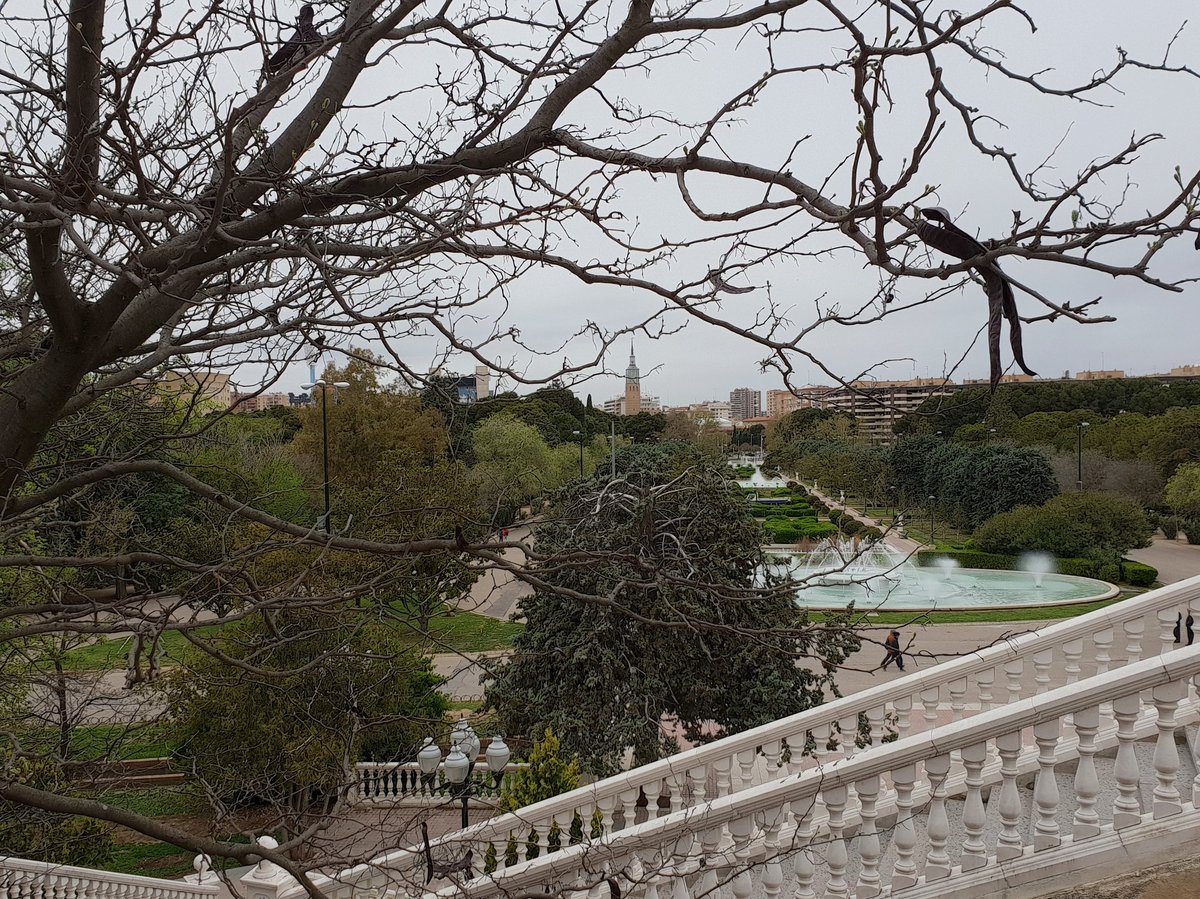 It's raining again 🌨🌧🤗 #Zaragoza
