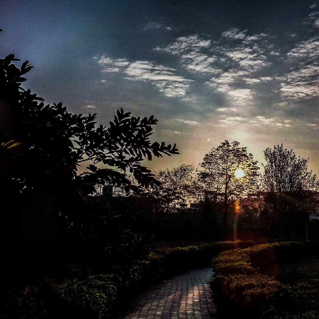 DeepRajMishra17's tweet photo. Some Days Are Good But Some Days Are Just Amazing! So Count On It You Don't Know What You Get! #TravelDeep🌏 #NewCollection✌ #WorldLover #DeepClick📷 https://t.co/3syHA0HQxQ
