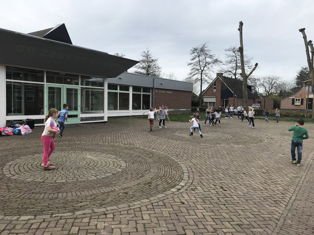 Paul van den berg tweet media