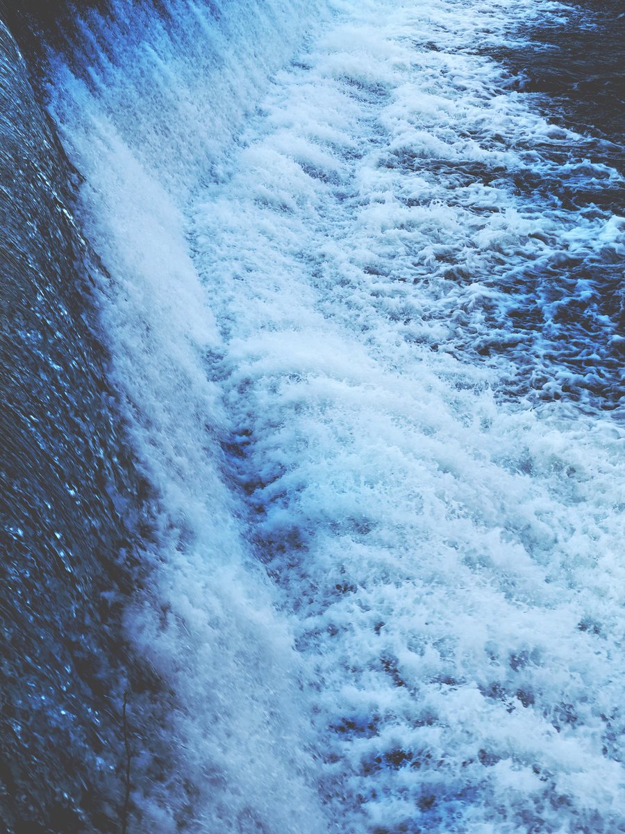 VisualAndrews's tweet photo. Limitless and Immortal, the waters are the beginning and end of all things on earth. https://t.co/pyKzPUOMww