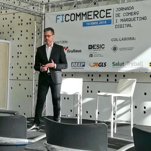 thinketers's tweet photo. Esta mañana @EnricGispert, socio fundador de Thinketers, ha estado en #Ficommerce hablando de la importancia del #influencer marketing en la estrategia #digital de las marcas. https://t.co/Aic70GIMch