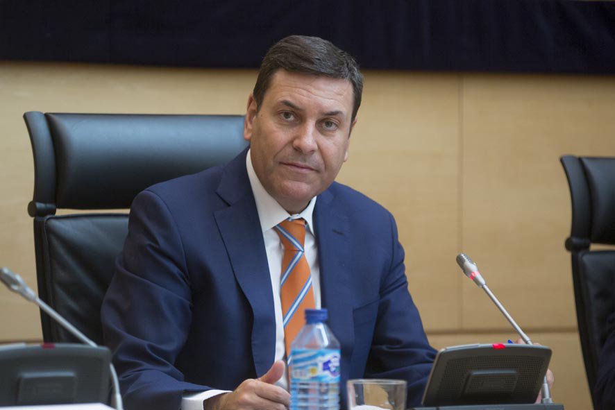 .<a href="/jcyl/">Junta de Castilla y León</a> impulsa el #emprendimiento entre 30.000 universitarios de la región a través de la Oficina del Egresado Emprendedor ow.ly/3hSW30jpsGu <a href="/Secot_/">SECOT (voluntariado de asesoramiento empresarial)</a> <a href="/UVa_es/">Gabinete de Comunicación Universidad de Valladolid</a>