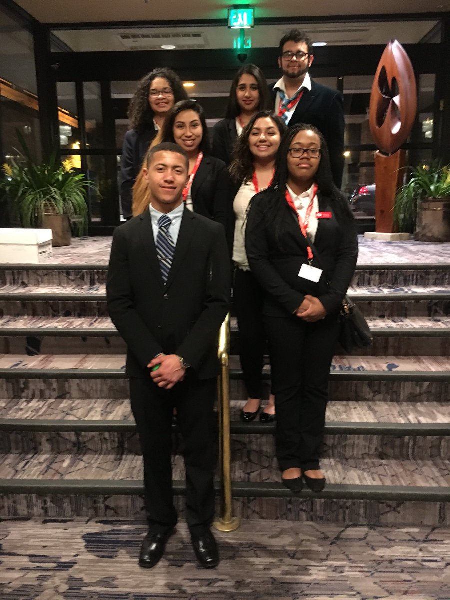 HosaPike's tweet photo. PIKE HOSA had a Great First Day at 2018 SLC! @PikeHighSchool @Pike_CSC @chiefhayes https://t.co/A6nq9ILmxp
