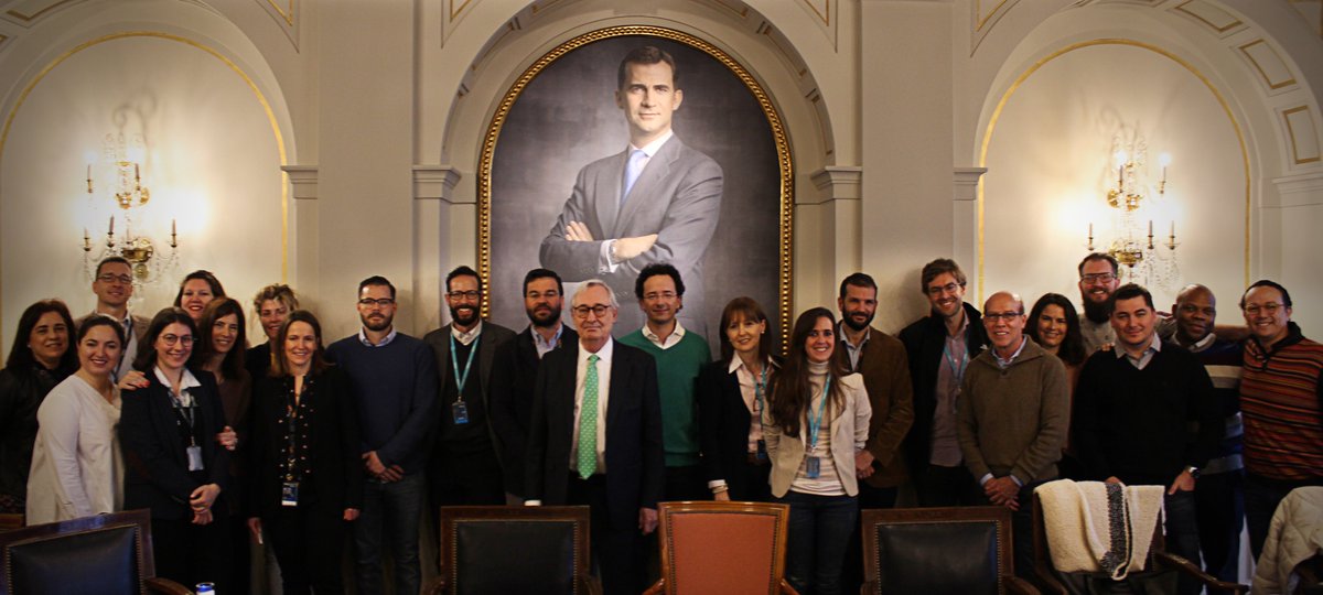 Wayra's tweet photo. Ilusionante bienvenida de #Luis Solana y @Linmvp a los country managers de #Wayra en todo el mundo para hablar de #innovación abierta y el papel de @Telefónica en el mundo #emprendedor. #Countrymanagersmeeting #wayrapower #apostandoxlatransformacióndigital https://t.co/8JlrwMGDv5