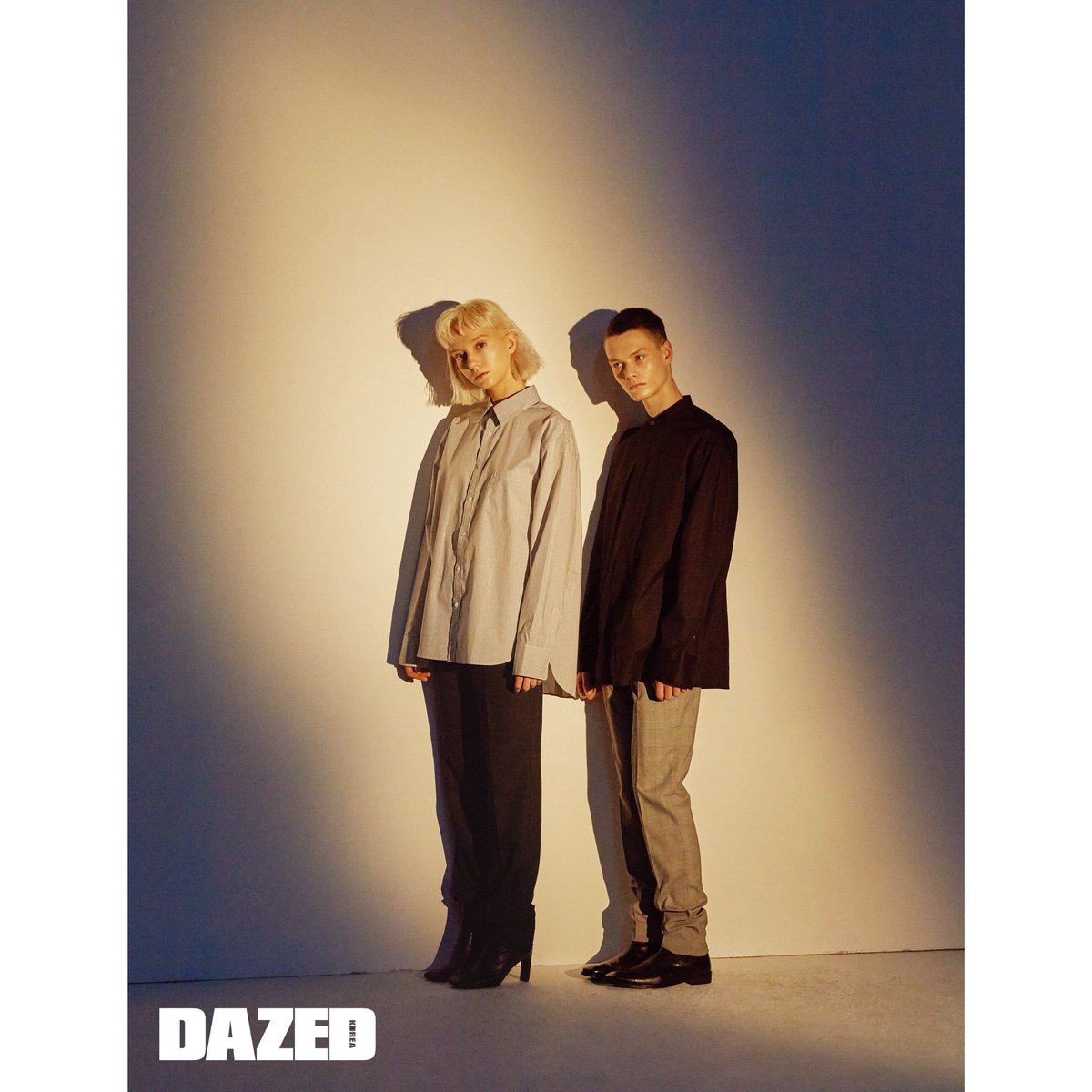 DazedKorea's tweet photo. Dazed April Issueโ
-
YIGNIL
-
์ธํฐ๋ทฐ์คํ ์ด์ <๋ฐ์ด์ฆ๋>๊ฐ ์๋ ์ฐฝ์ฐฝํ ๋์์ด๋์๊ฒ ์ฃผ๋ ๊ธฐํ. ๋ฐ์ผํ๋ก See Now, Buy Now, ๊ทธ ์ธ ๋ฒ์งธ.
-
๋ ๋ง์ ํ๋ณด์ ์ธํฐ๋ทฐ๋ <๋ฐ์ด์ฆ๋> 2018๋
4์ํธ์์ ํ์ธํ ์ ์์ต๋๋ค.
-
#๋ฐ์ด์ฆ๋ #์ธํฐ๋ทฐ์คํ ์ด #์ด๊ทผ์ผ #DAZED #INTERVIEWSTORE #YIGNIL https://t.co/OVKLQSTvQn
