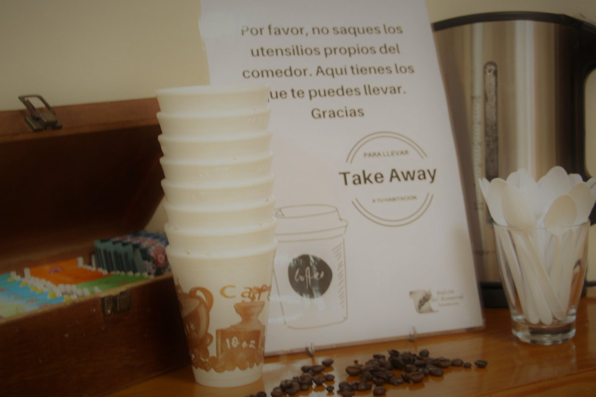 BalconRomeral's tweet photo. ¿Café?, sí gracias, para llevar 😊😊
#vasostakeaweake
#ecofriendly 
#balcondelromeral
#behappy https://t.co/tZOHCyKTF4