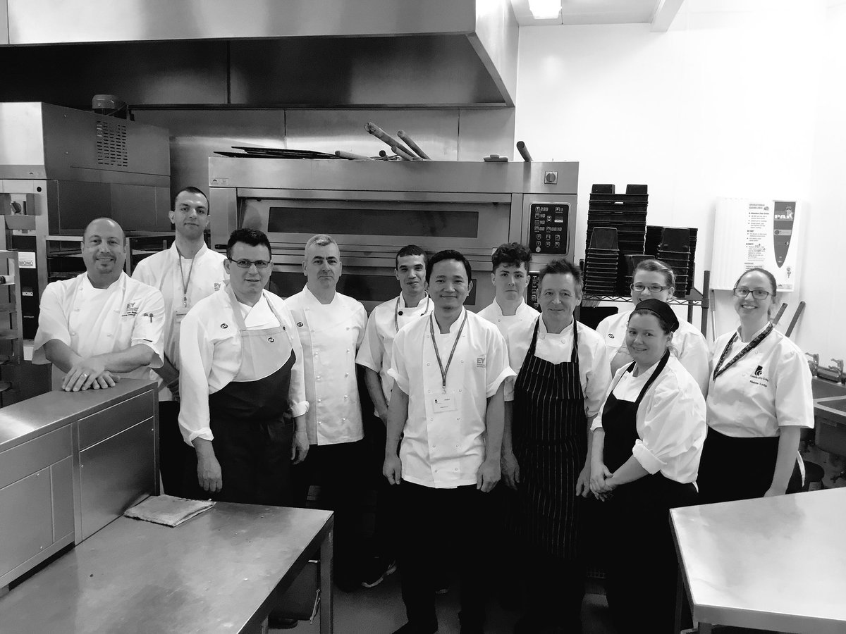 ISSFoodServices's tweet photo. @PastryFab99 @Simonprice8 @Dwil5on23 @chefjbt @joshaw @rachelstebbing @chef_m_bywater @jade_foster11 @ISSUKComms @SylvainTruhaud @markpaul1981 @ChantelleOC @KarolinaMor3 @RJennings_ISS #allaboutbread #ISSGreatPeople https://t.co/Wl4X2hdsUF