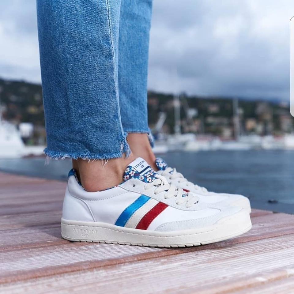 outremesure_'s tweet photo. ☆ Les baskets Serafini sont disponibles dans nos boutiques et sur notre site https://t.co/M8TqToXDg8 ☆ Disponibles également en coloris argent ! 📸 @serafiniofficial #outremesure #shoes #shoesoftheday #shoeslover #new #collection #ss2018 https://t.co/BL3Jlgug84