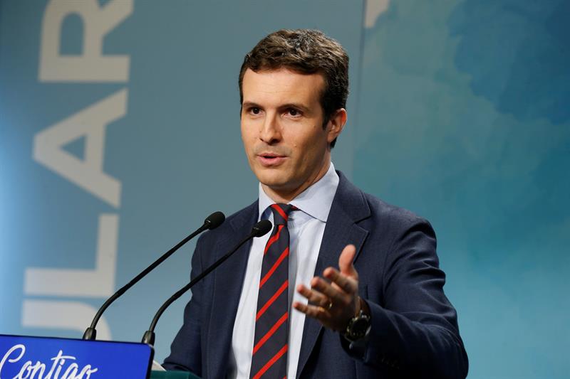 eldiarioes's tweet photo. ‼️Pablo Casado solo necesitó cursar cuatro de las 22 asignaturas de su master para aprobar https://t.co/EZE29rUo18 Informa @gonzalocortizo https://t.co/uznhpiJpCc