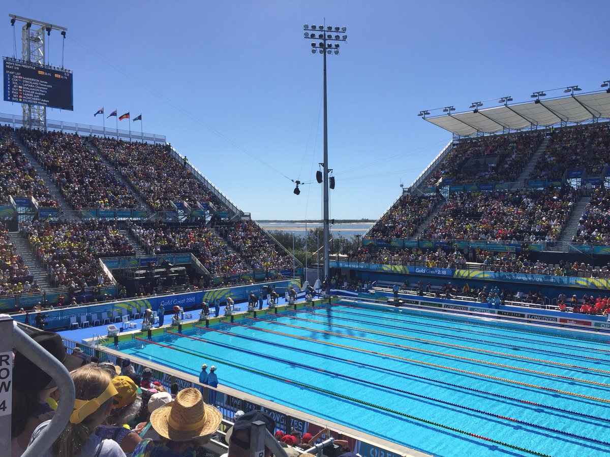 misskimsherwin's tweet photo. First time at 5 incredible sporting events. Thoroughly enjoyed every moment. Thumbs up to the excellent #GamesShapers #GC2018 #GC2018TableTennis #GC2018Badminton #GC2018LawnBowls #GC2018Swimming #GC2018Athletics @GC2018 @borobi2018 https://t.co/URBe0Xea5l