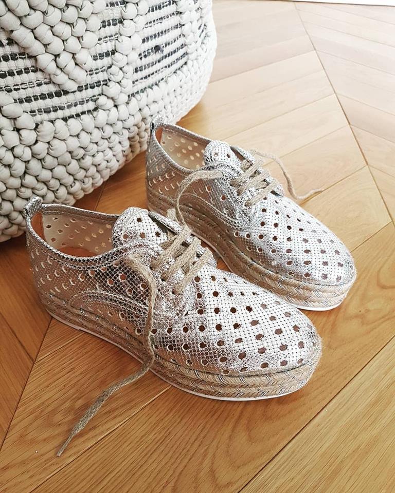outremesure_'s tweet photo. ☆ Retour en force des espadrilles ! ☆ A découvrir également en coloris bleu marine ! Disponibles dans nos boutisues et prochainement sur notre site ! https://t.co/Iw4d2Fw2Vi