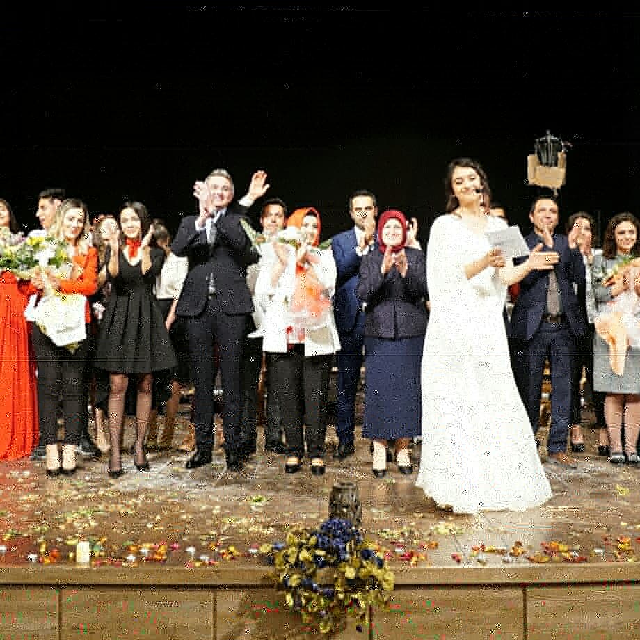 <a href="/erdemligelecek/">Erdem Koleji / Hasan Kalyoncu Anaokulu</a> "BİR TELDEN BİR GÖNÜLDEN"şiir dinletimiz efsaneydi...Desteklerini bizden esirgemeyen ve beğenileriyle bizleri onure eden  Genel Müdürümüz Sayın M.Örfi Sönmez'e,Genel Müdür Yardımcımız Sayın Nevin Kalyoncu'ya,Müdürümüz Sayın Ökkeş Ünlükaya'ya sonsuz teşekkürler...