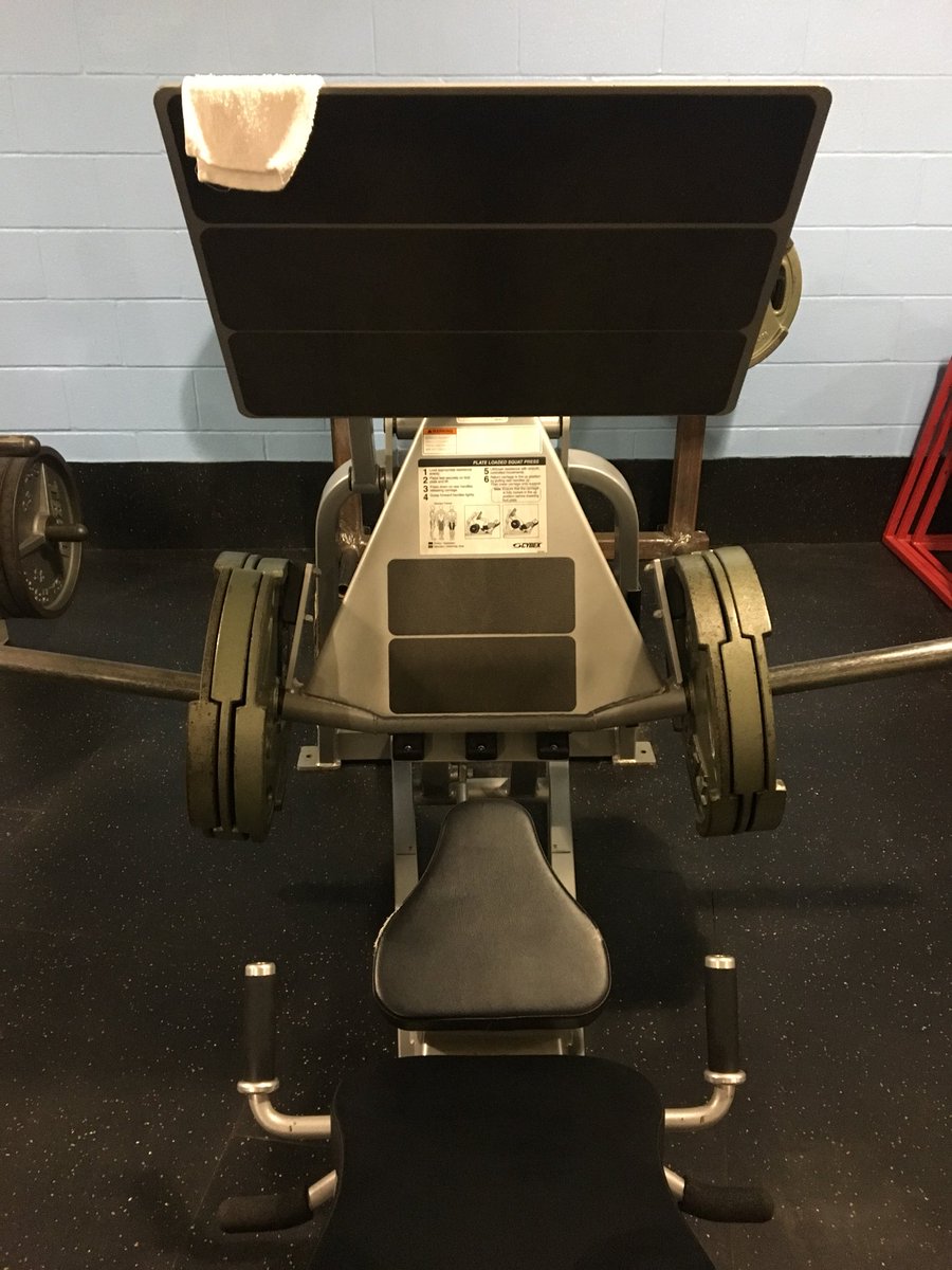 MrsDocWW6Math's tweet photo. This was our max out today after 45 minutes of hard leg work! 🏋🏼‍♀️ #WWWAY #gROW yourself daily. #westwoodDNA #momstrong @MrsRoseWW5Math https://t.co/0yK9qL4wbB