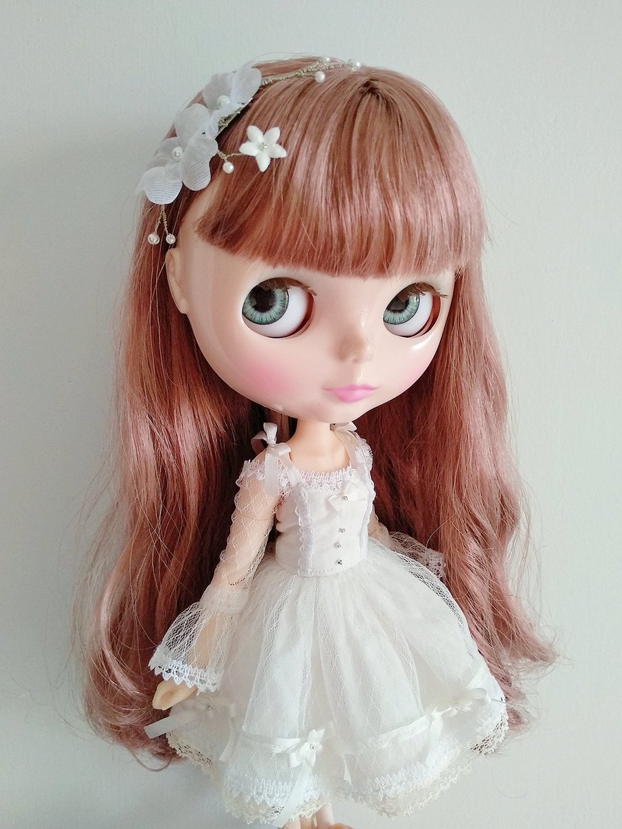 SRe_rabbit's tweet photo. 😊#momokodoll #momoko #azonejp #azone #pureneemo #blyte #Blythe #doll #ドール服製作 https://t.co/59kBTsq23U