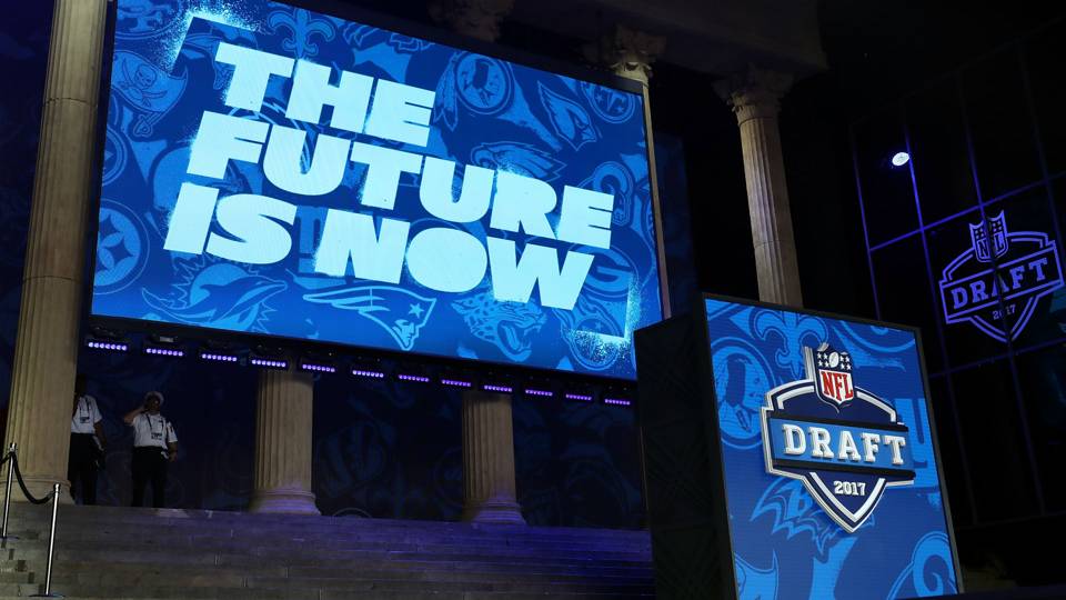 info_amitsaha's tweet photo. When is the 2018 NFL Draft? Date, time &amp; live TV coverage from AT&amp;T Stadium
https://t.co/bzA0AZulbF https://t.co/CJH040wNs2