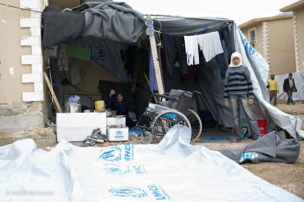 UNHCRinSYRIA's tweet photo. With violence in several areas of #Syria, @Refugees expresses its alarm at the civilians’ suffering &amp; dire humanitarian situation. https://t.co/00LyAQhtCh

UNHCR &amp; NGO partners work to address needs of displaced from #EasternGhouta &amp; #Afrin w/ relief items, shelter &amp; protection https://t.co/YBr53VmFQk