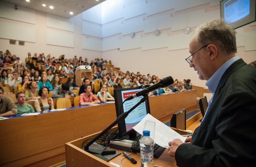 В столице пройдет «Тотальный диктант»

Мероприятие будет организовано 14 апреля в Государственном музее имени А.С. Пушкина.

#образование #грамотность #события #Москва #СМОМ #АМОМ